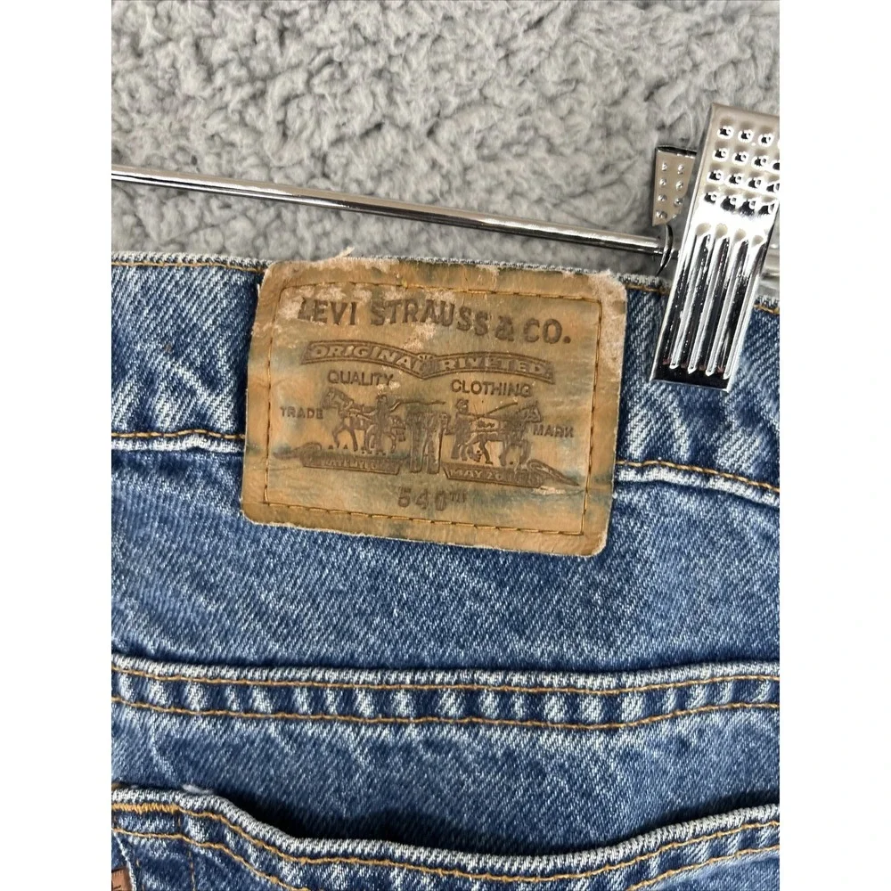 Levi's Men's Vintage 540 Relaxed Fit Blue Jeans Size 38x30 (37x30 Act) Brown Tab